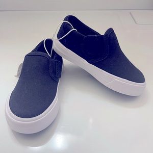 NWT toddler black slip on canvas shoes